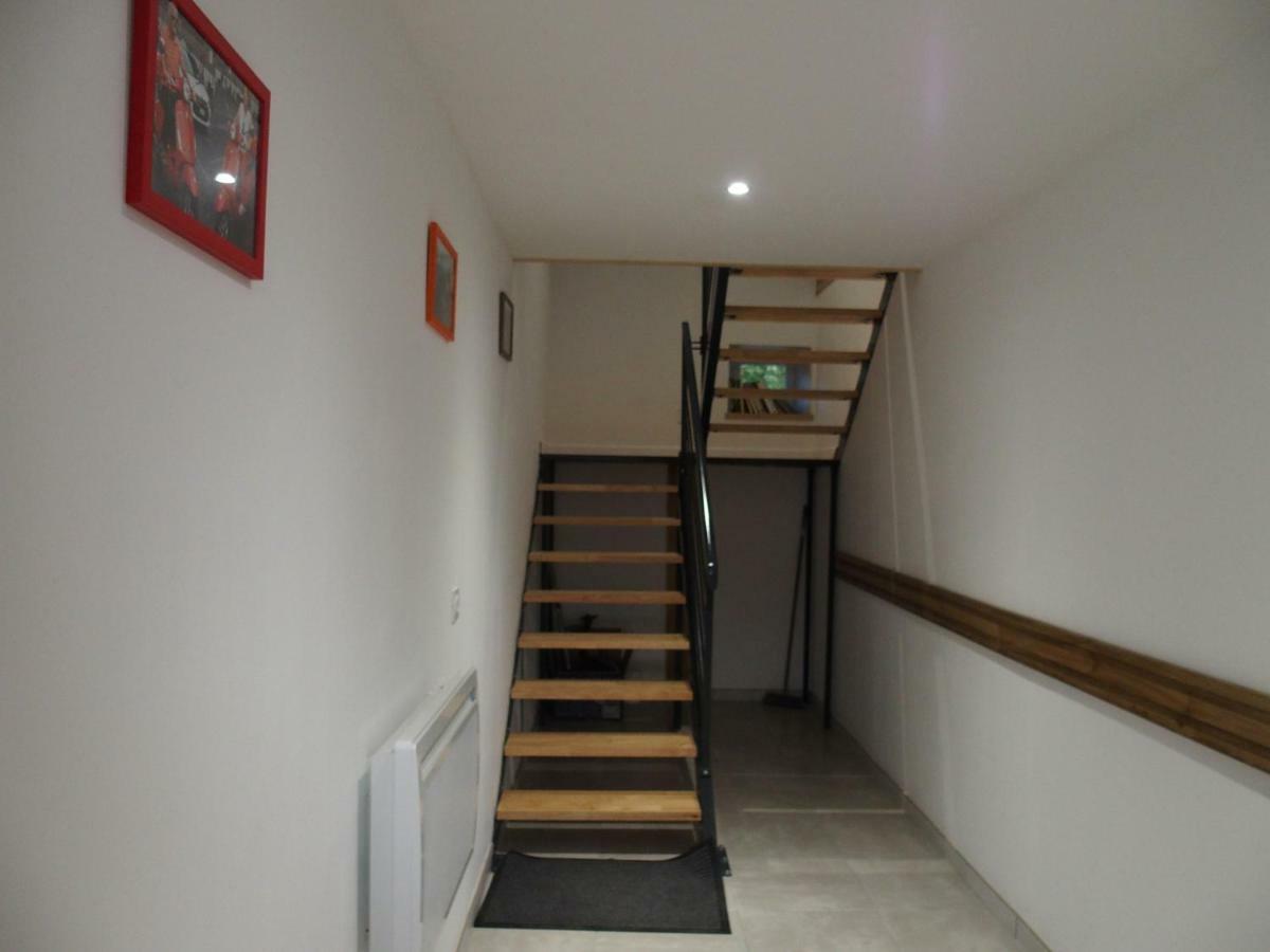 Apartamento Git' De Pom' Saint-Romain-de-Lerps Exterior foto